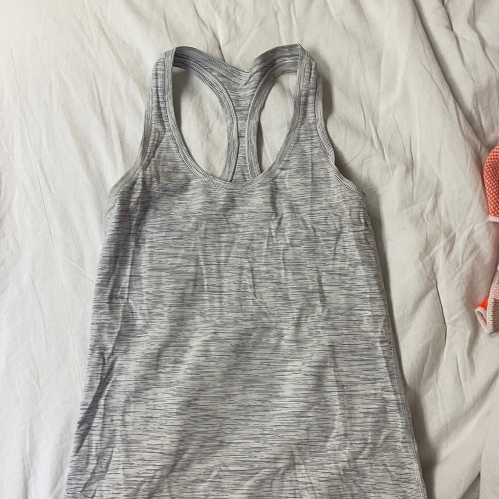 Lululemon tank top